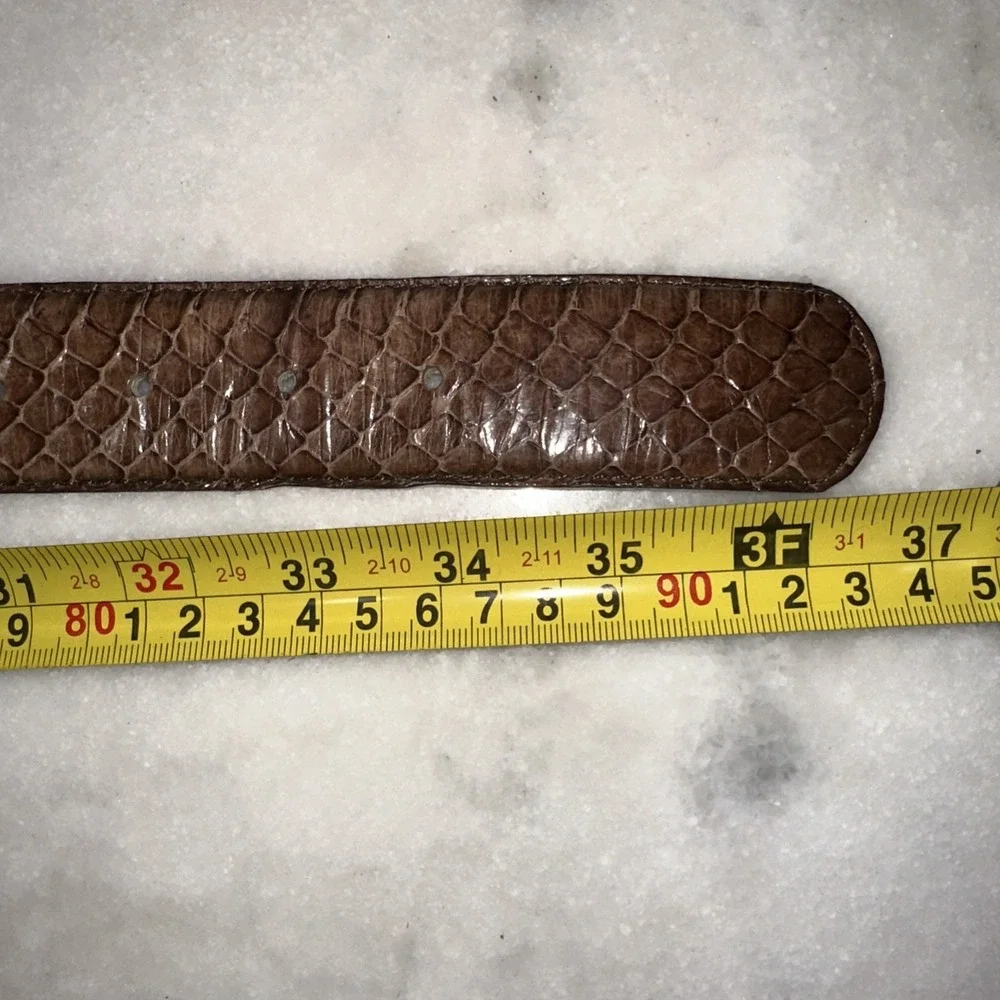 Axiom genuine snake